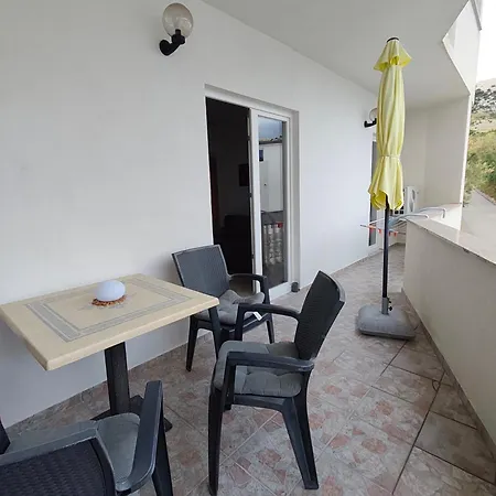 Apartamento Dario Pag Town