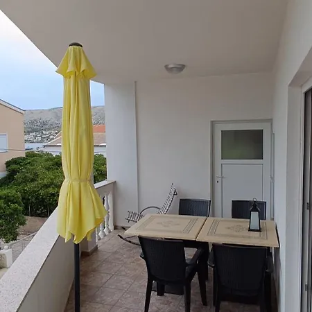 Apartment Dario
